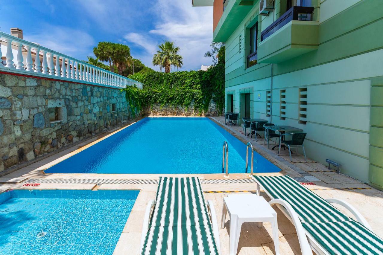 Kabasakal Otel Çeşme Exterior foto