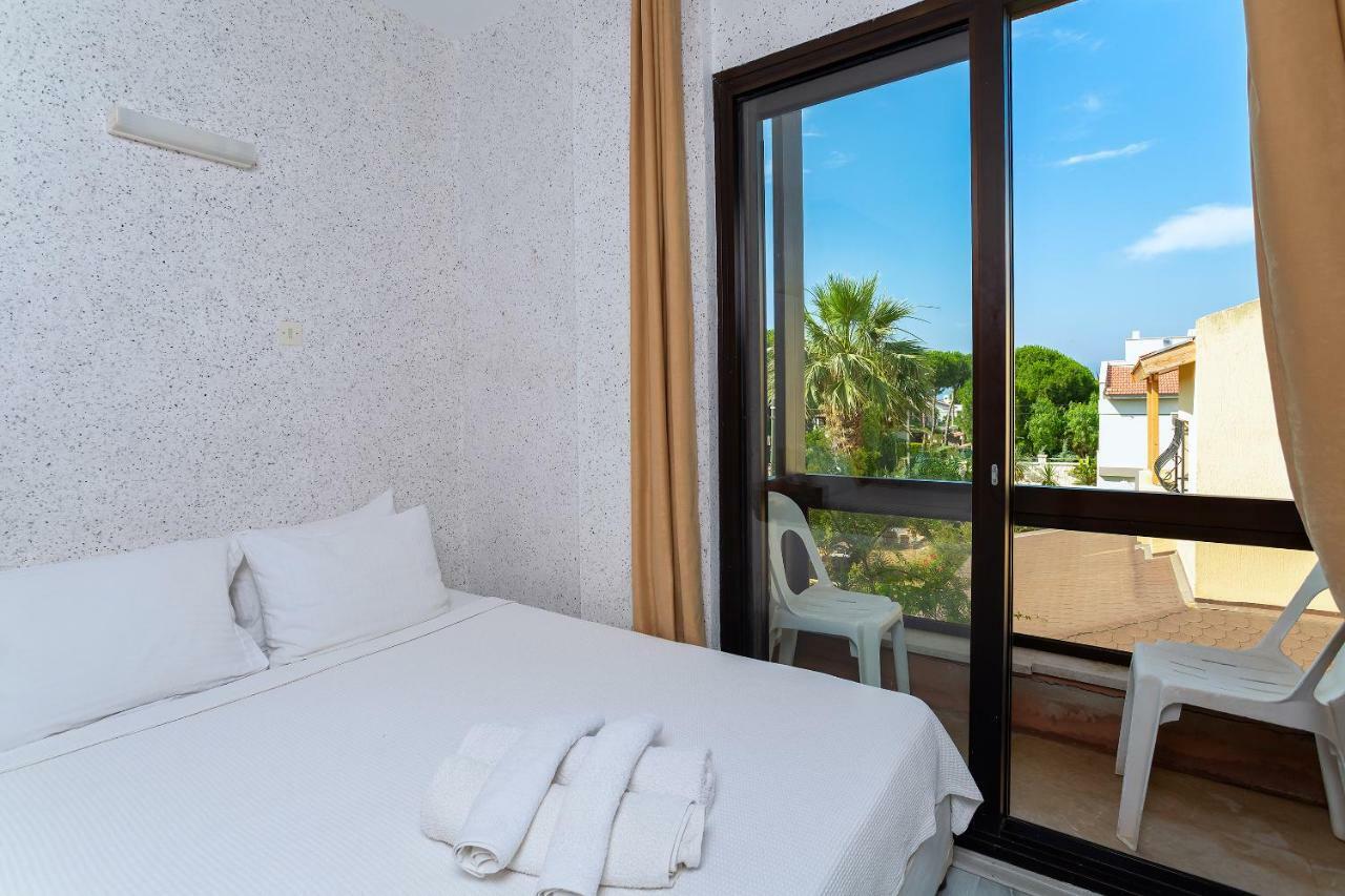 Kabasakal Otel Çeşme Exterior foto