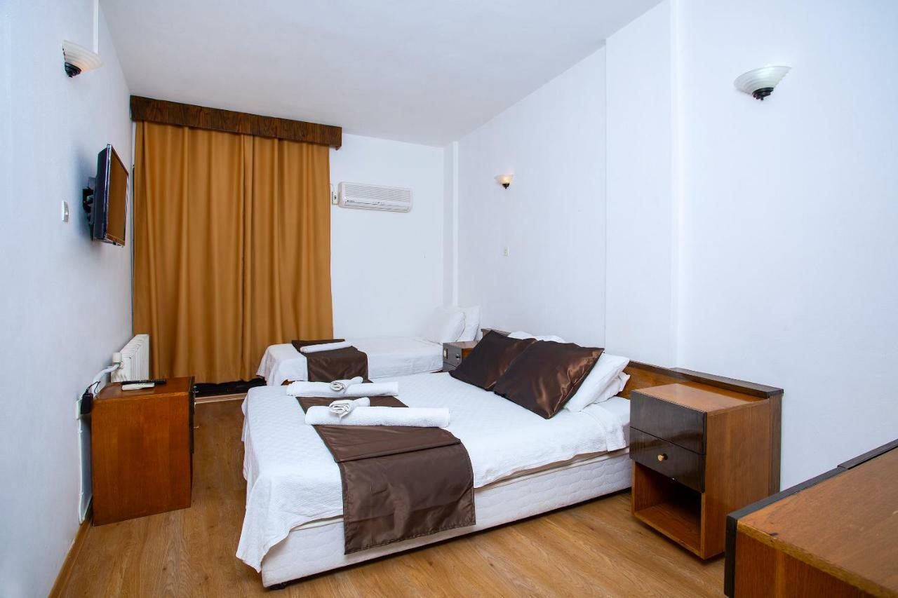 Kabasakal Otel Çeşme Exterior foto