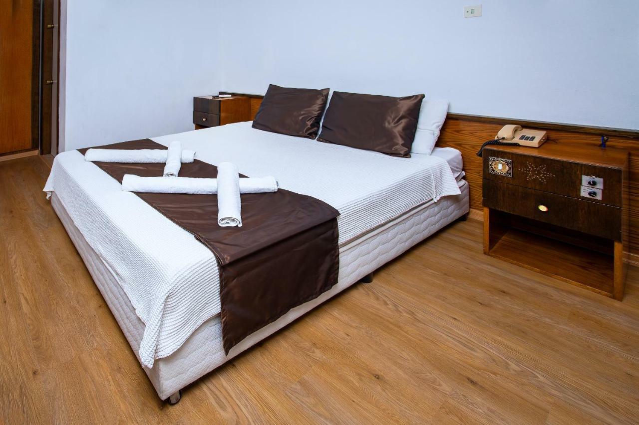 Kabasakal Otel Çeşme Exterior foto